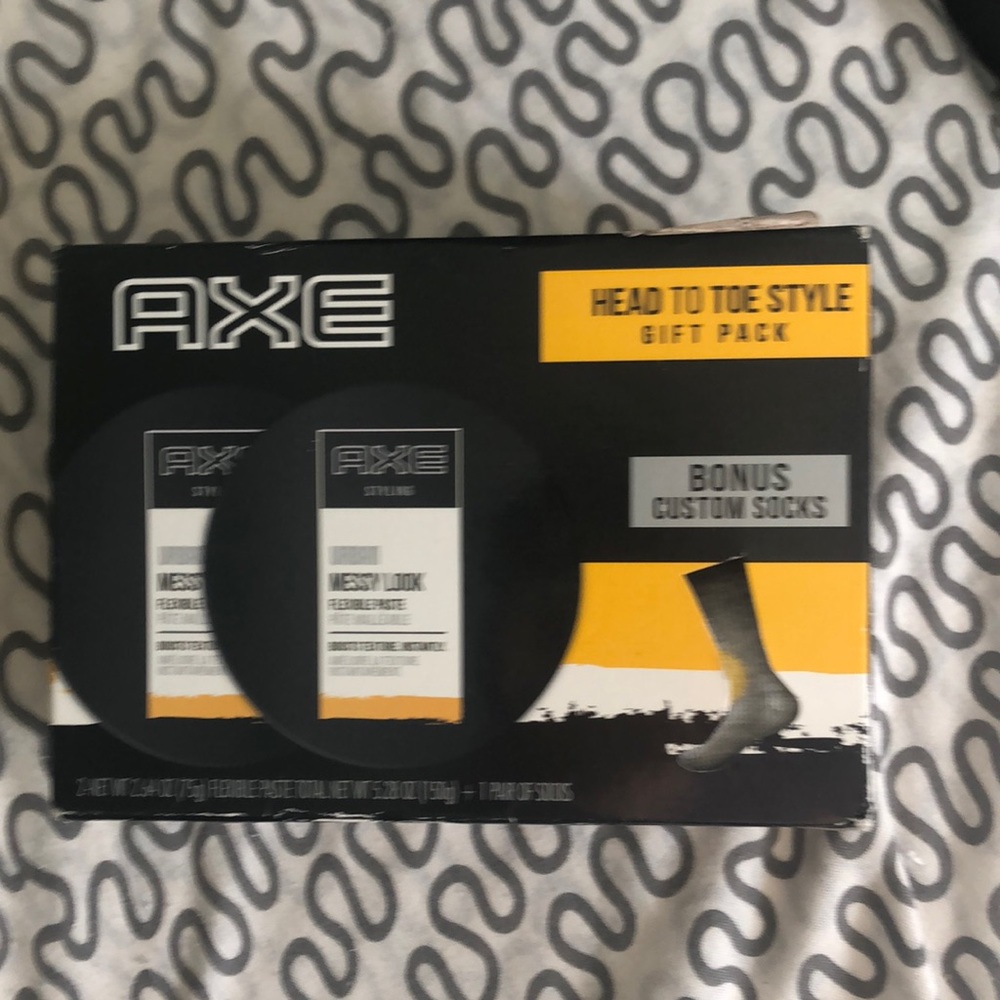 Head to toe style axe set